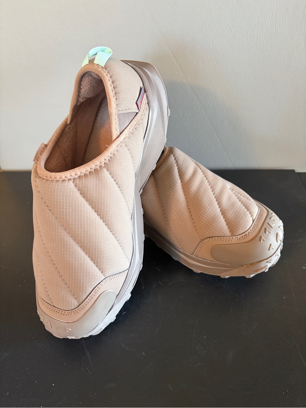 Adidas Terrex Winter Slip On Cold/Hiking Shoes Men’s Size 8.5